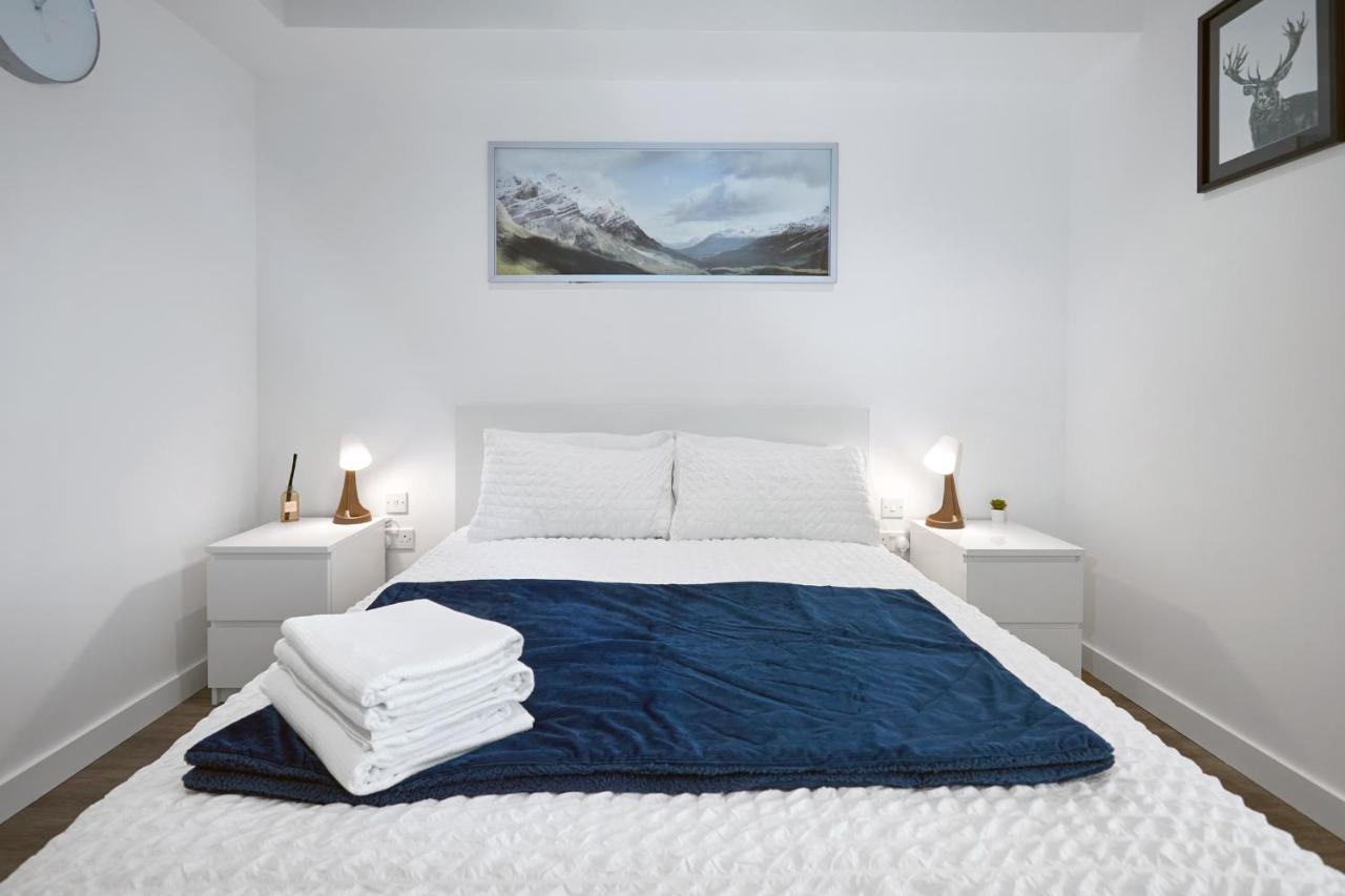 Morden Lovely 3Bedroom Apartment London Abbey Wood Eksteriør bilde